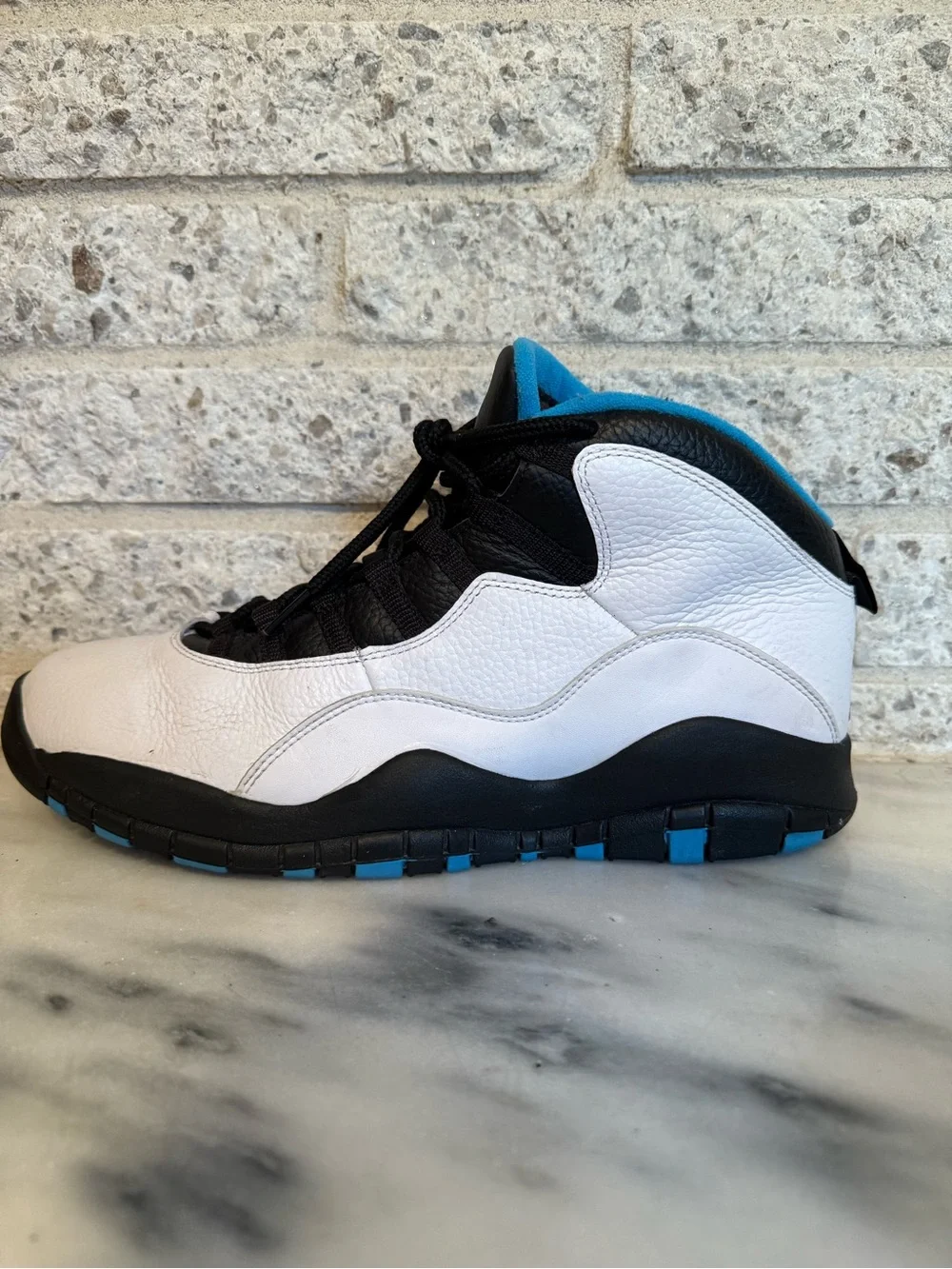 Nike Air Jordan 10 Retro Powder Blue Size 12 White Blue Black 310805–106